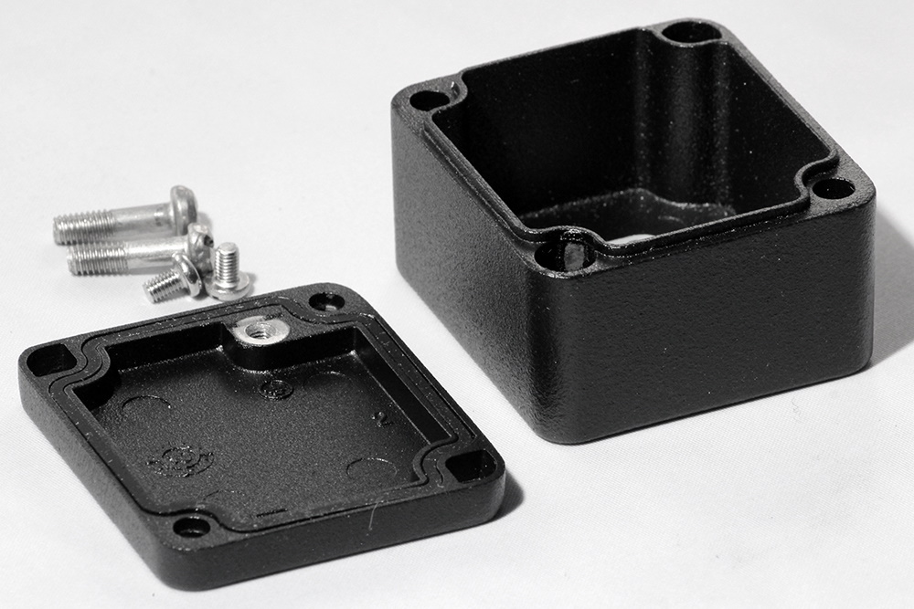 Hammond Manufacturing-1590Z060BK-